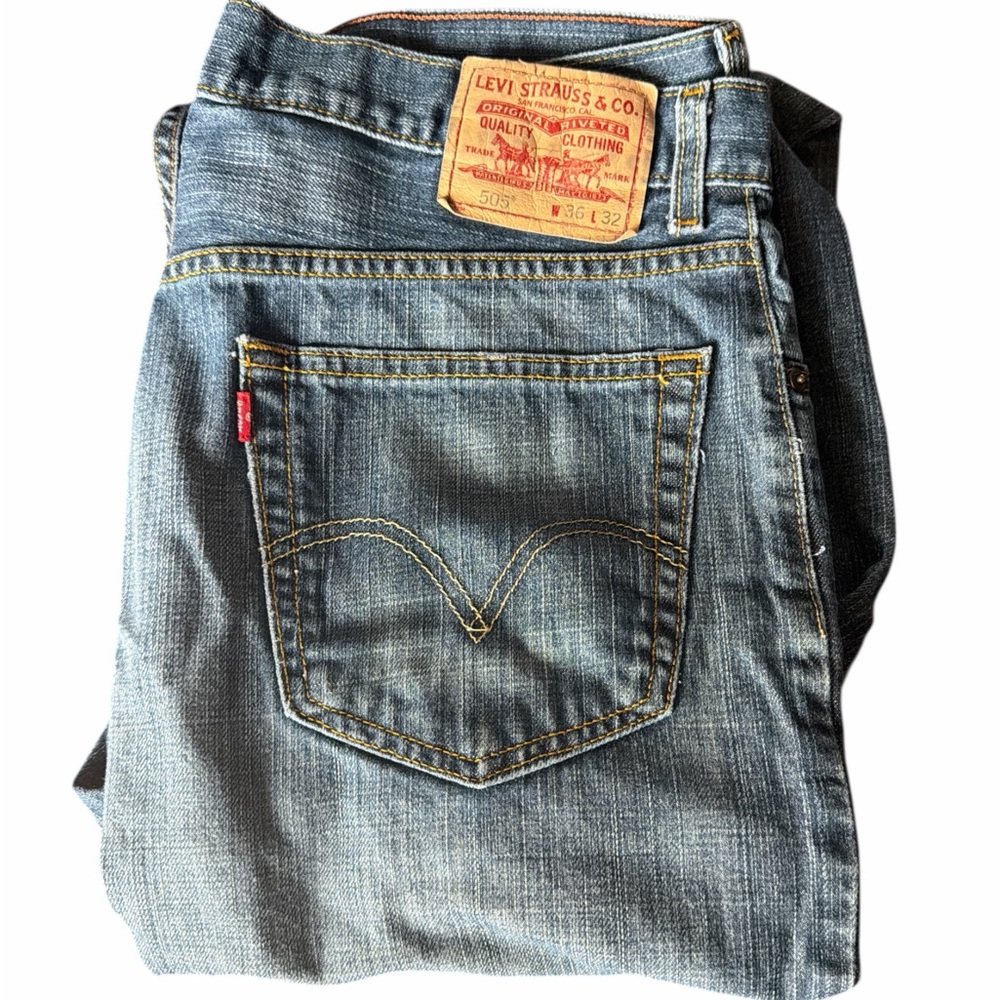 Levi’s Men’s 505 Jeans 36x32 Regular Fit Blue Frayed Cuffs